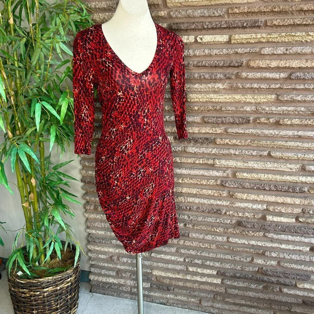 Three Dots Red Patterned Ruched Sides Slinky Body… - image 1